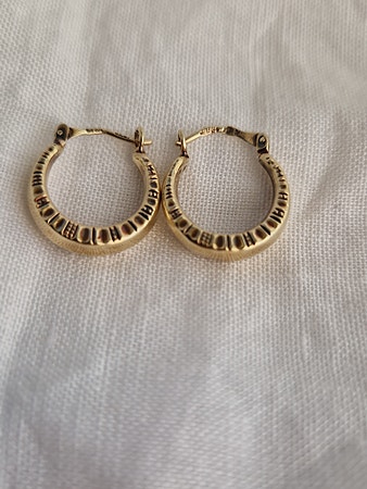 Nydelig vintage øredobber/ ørepynt ekte gull stemplet 585 14K