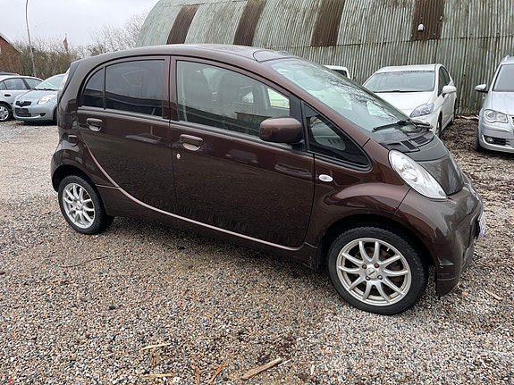 Mitsubishi i-Miev 4 of 19