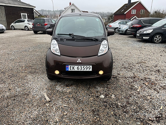 Mitsubishi i-Miev 10 of 19