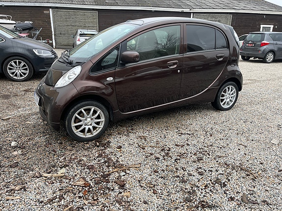 Mitsubishi i-Miev 5 of 19