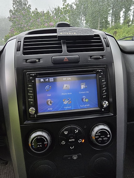 Suzuki Grand Vitara 23 of 25