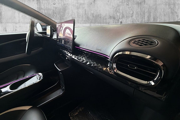 JAC E30X 10 of 18