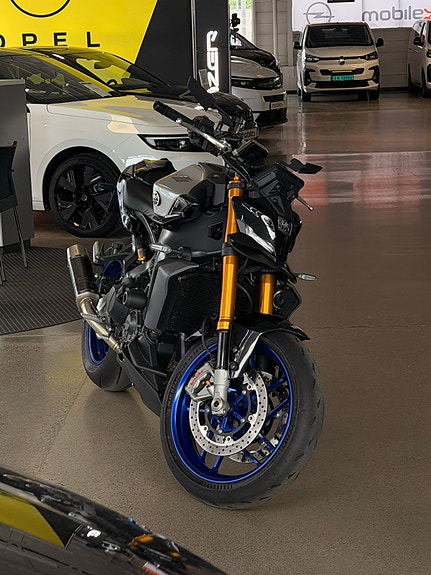 Yamaha MT-09 SP 5 of 8