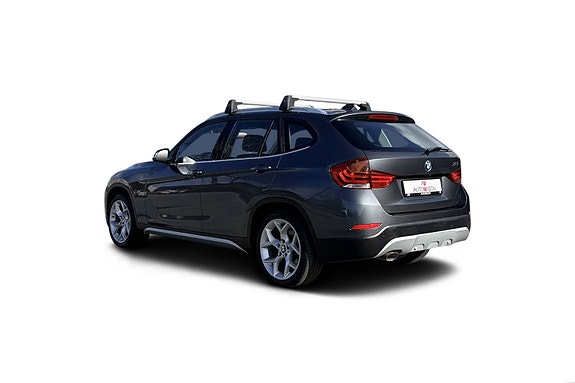 BMW X1 3 of 5