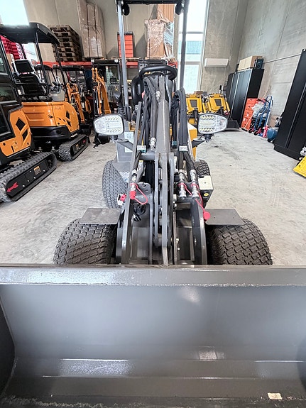 Andre Jærmaskin JKZ-160 Kompakt laster 10 of 15