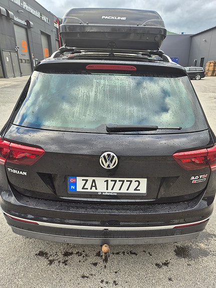 Volkswagen Tiguan 5 of 5