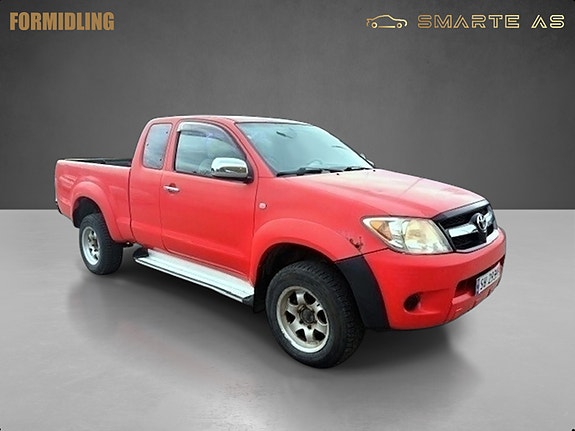 Toyota HiLux 3 of 13