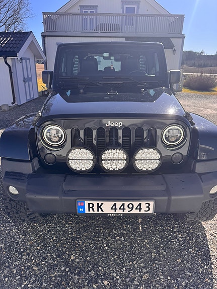 Jeep Wrangler 25 of 27