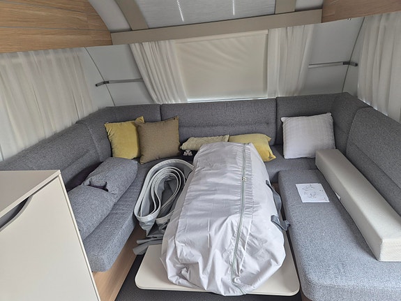 Adria Adora 593up 5 of 5