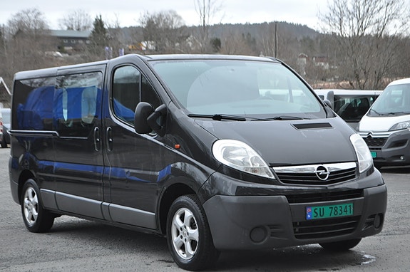 Opel Vivaro 4 of 5