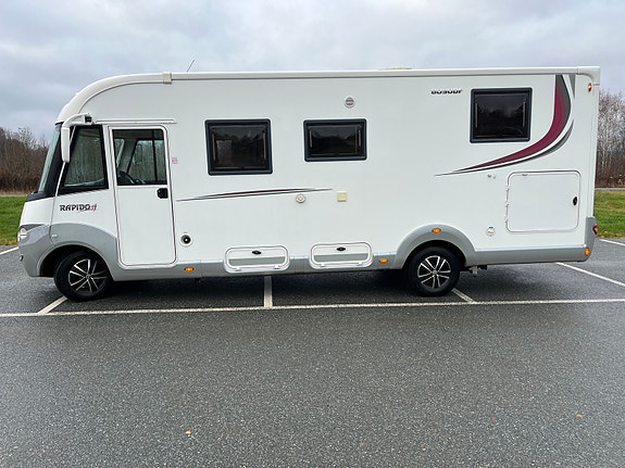 Rapido 8090DF ALKO 180HK/SENKESENG/QUEENBED/SOLCELLEPANEL/TV/TRUMA COMBI/FINANS/+++