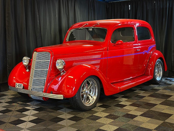 Ford V8