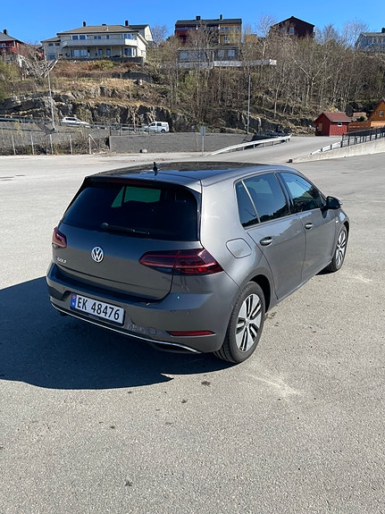 Volkswagen Golf-Serie 5 of 5