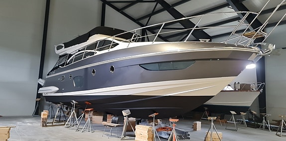 Azimut 47 FLY 8 of 30
