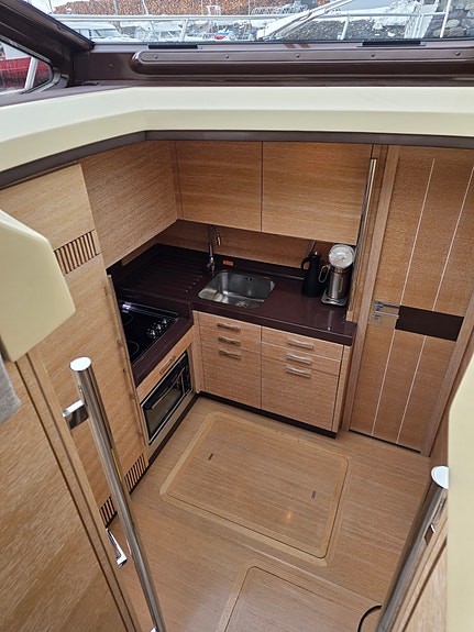 Azimut 47 FLY 16 of 30