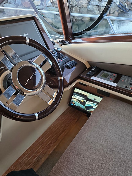 Azimut 47 FLY 14 of 30