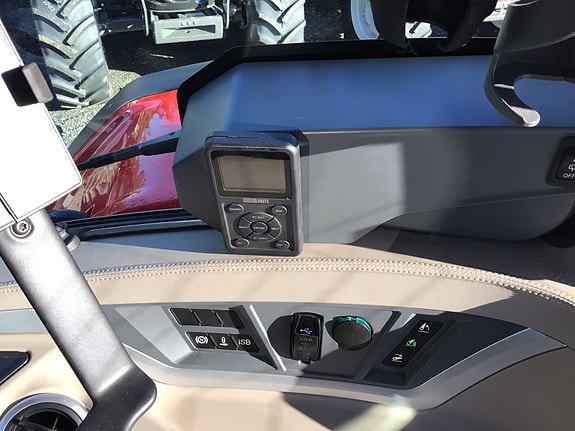 Massey Ferguson MF9S.425 med lasterbraketter! 2025, kr 2 399 000,-