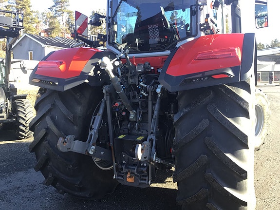 Massey Ferguson MF9S.425 med lasterbraketter! 2025, kr 2 399 000,-