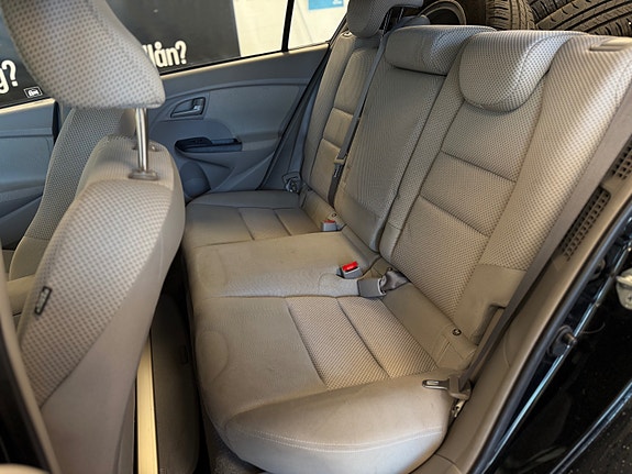Honda Insight 25 of 30