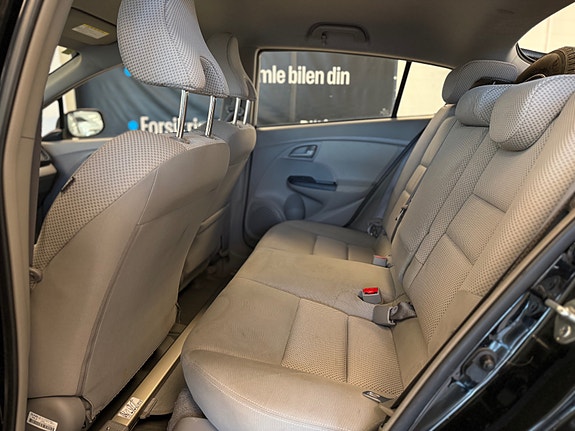 Honda Insight 24 of 30