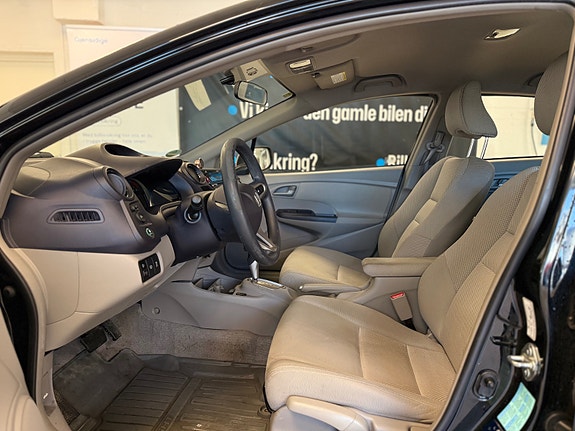 Honda Insight 22 of 30