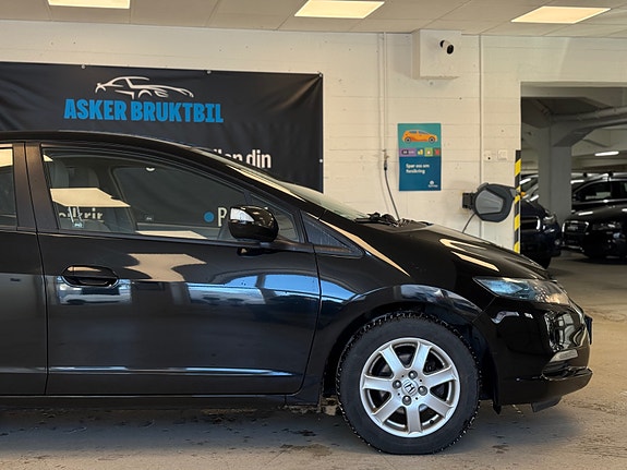 Honda Insight 9 of 30