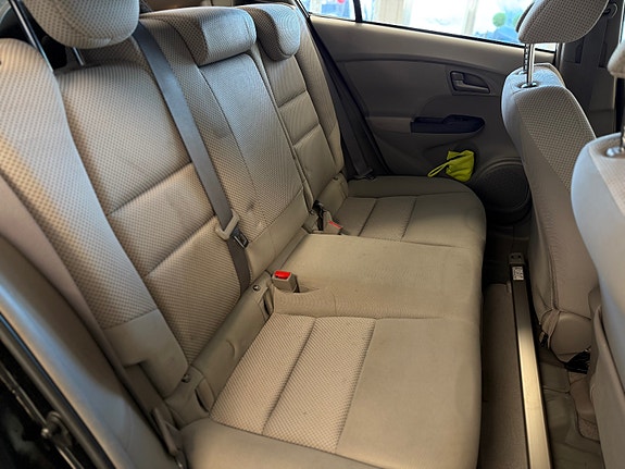 Honda Insight 27 of 30