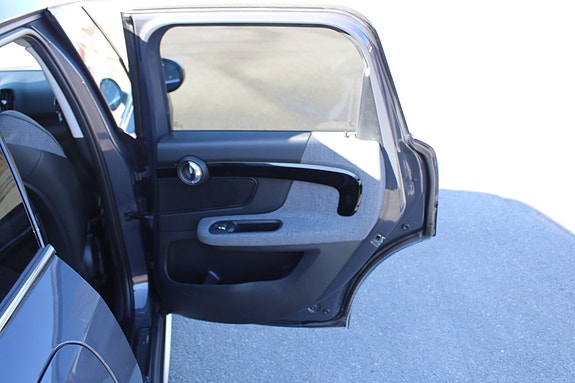 MINI Countryman 17 of 30