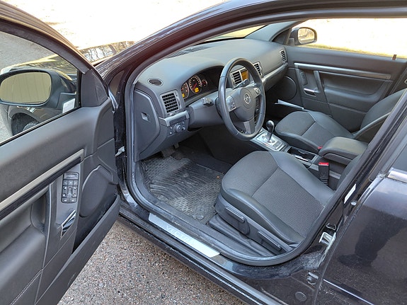 Opel Vectra 10 of 21