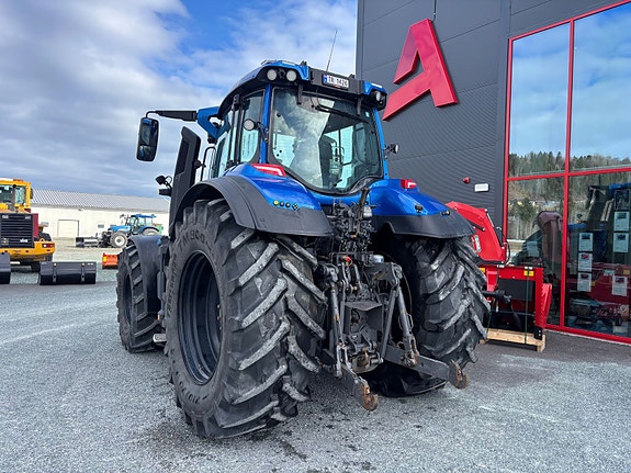 Valtra Q305 2024, kr 1 790 000,-