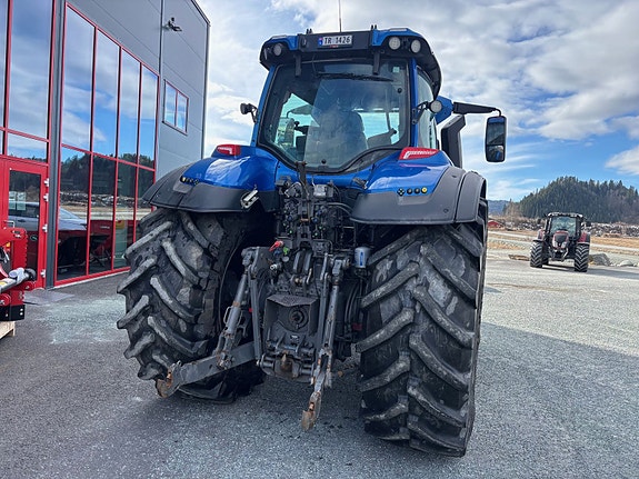 Valtra Q305 2024, kr 1 790 000,-