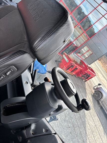 Valtra Q305 2024, kr 1 790 000,-