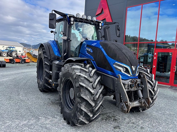 Valtra Q305 2024, kr 1 790 000,-