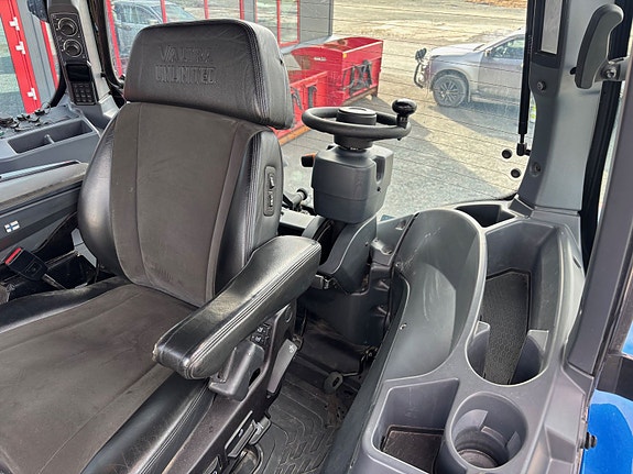 Valtra Q305 2024, kr 1 790 000,-