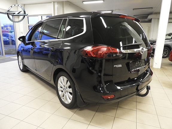 Opel Zafira Tourer 6 of 26