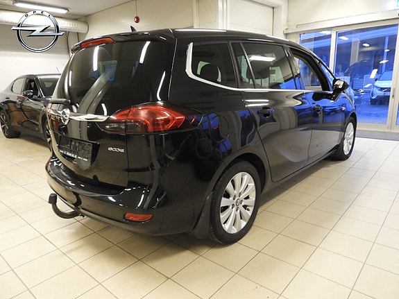 Opel Zafira Tourer 8 of 26