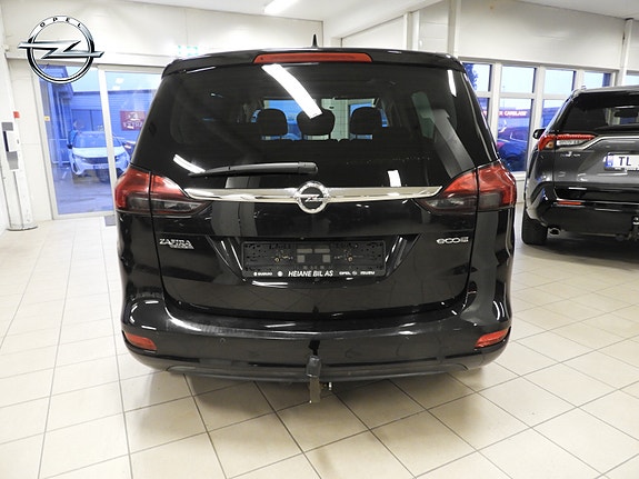 Opel Zafira Tourer 7 of 26