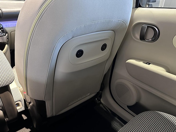 Hyundai Inster 14 of 17