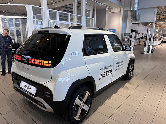Hyundai Inster 4 of 17