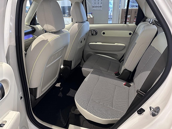 Hyundai Inster 16 of 17