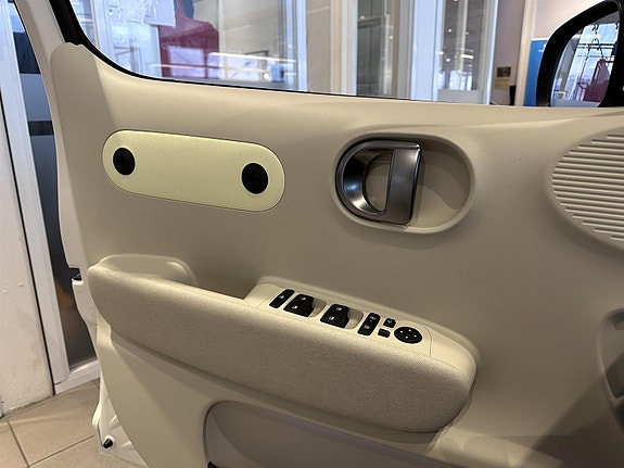 Hyundai Inster 9 of 17
