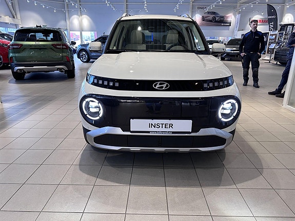 Hyundai Inster 2 of 17
