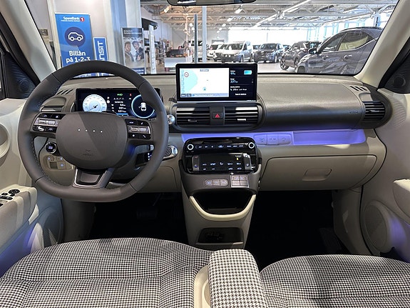Hyundai Inster 12 of 17
