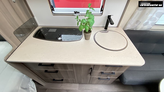 KABE Estate 600 TDL KS med Mover. 21 of 30