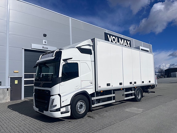 Volvo FM330 med Arka 18p full sideåpning