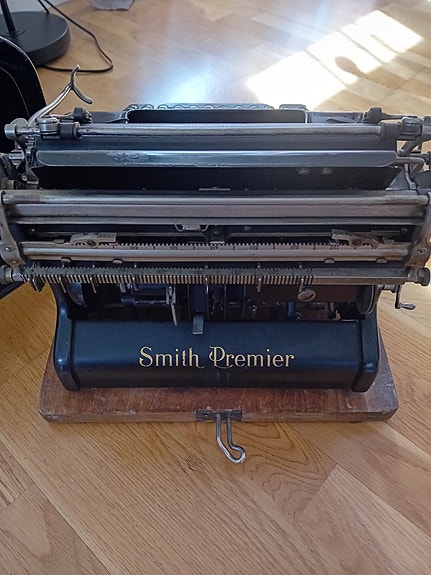 Product image 6 of 10