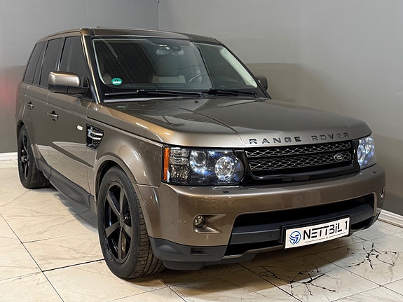 Land Rover Range Rover Sport 17 of 30