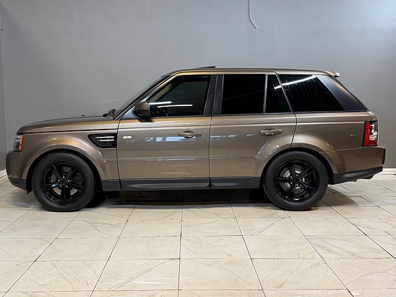 Land Rover Range Rover Sport 6 of 30