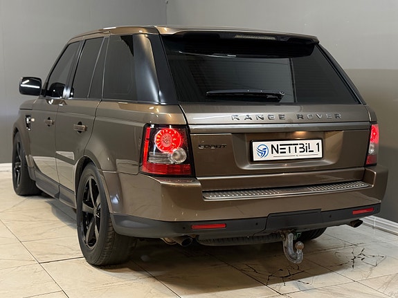 Land Rover Range Rover Sport 14 of 30