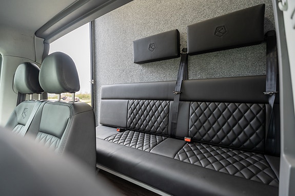 MAN Roelofsen Limousine 5.5T Hestebil 13 of 15
